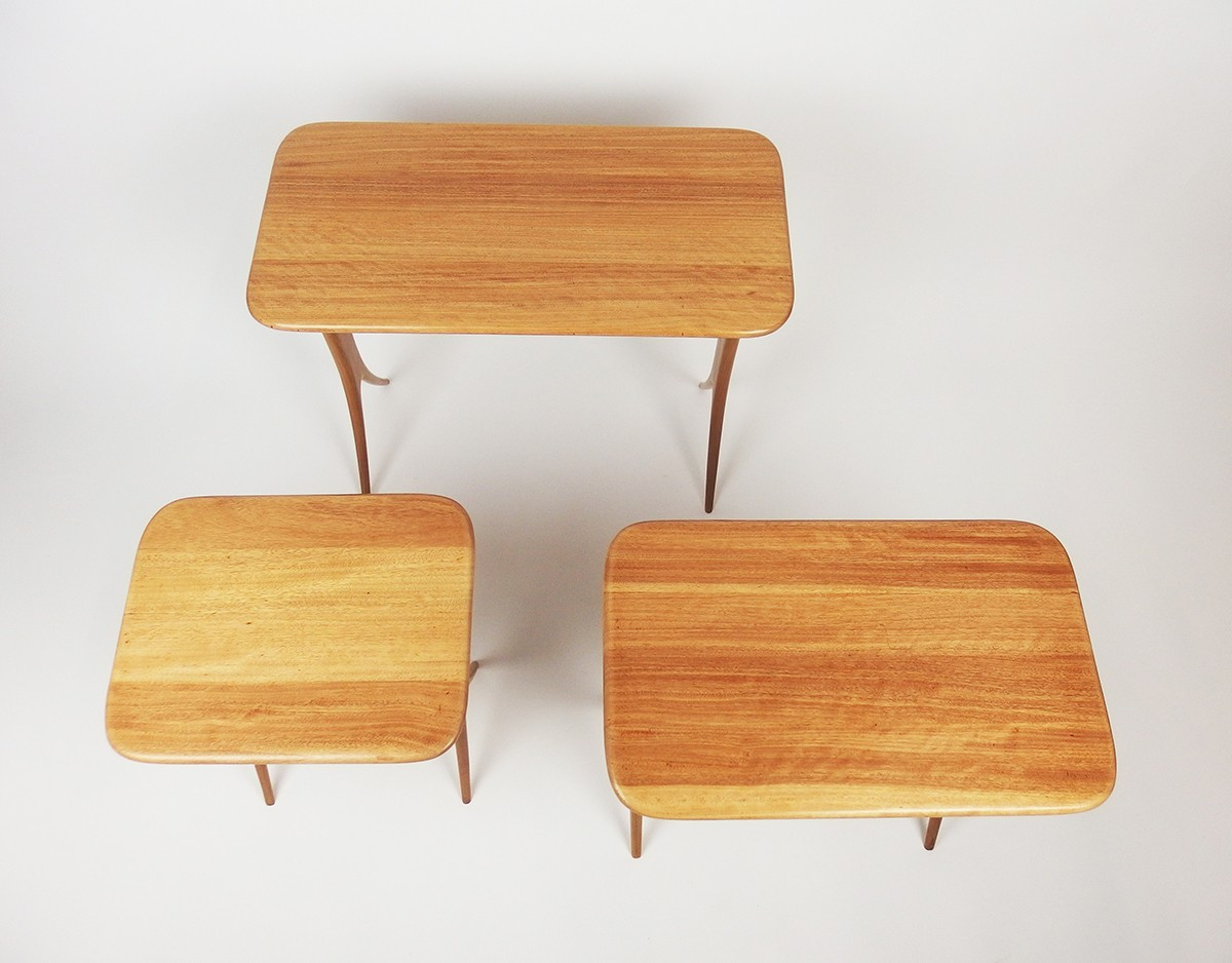 Ensemble de trois tables gigognes par Raphaël-photo-1