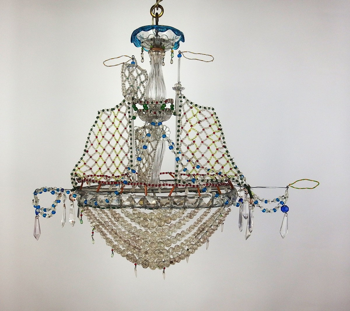 Lustre bateau en perles
