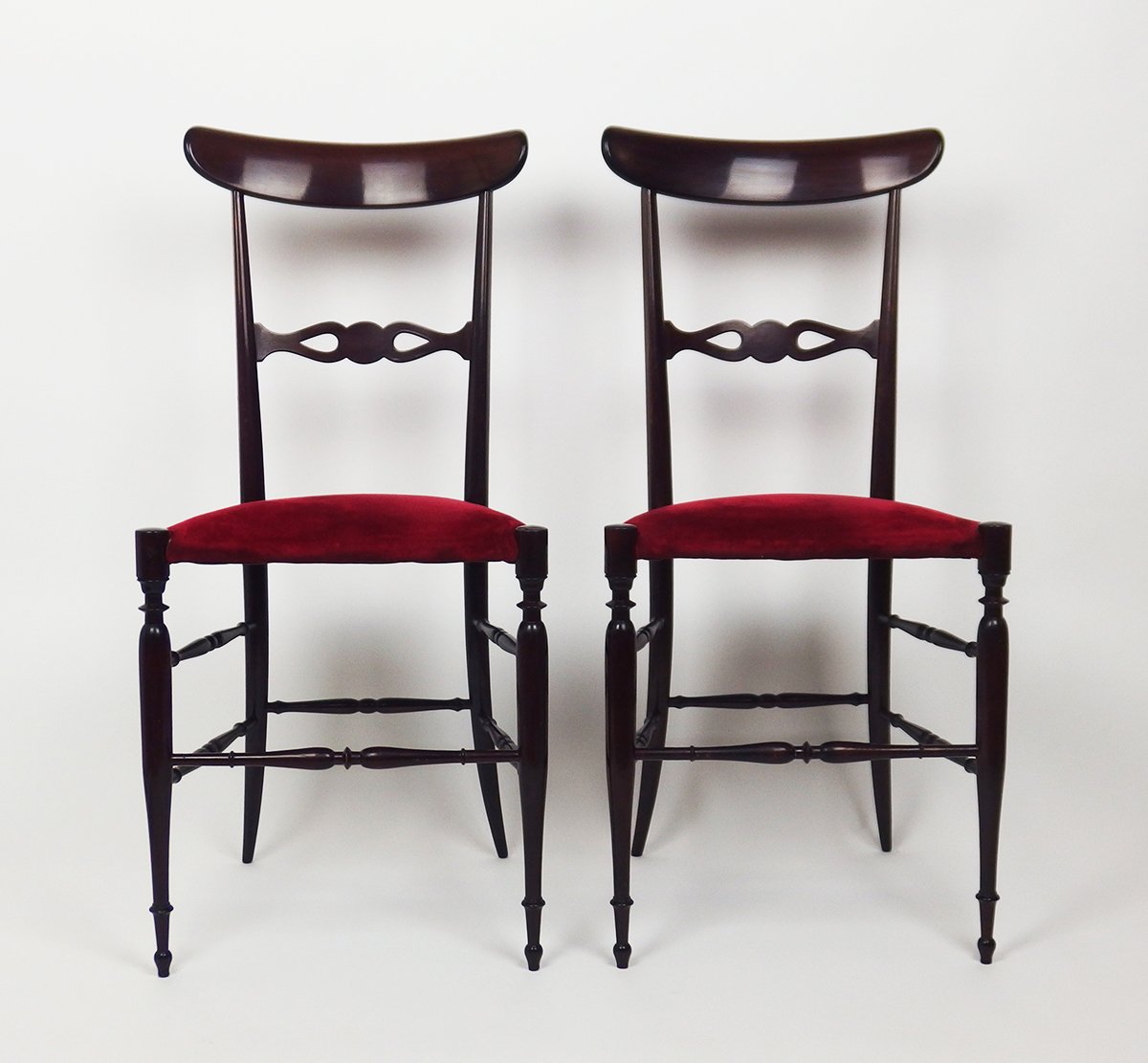 Paire de chaises "Campanino Chiavari"des années 1960