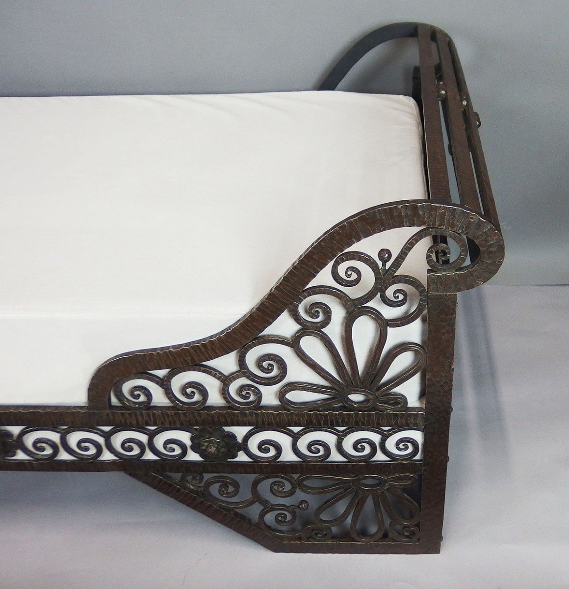 Wrought Iron Art Deco Sofa-photo-8