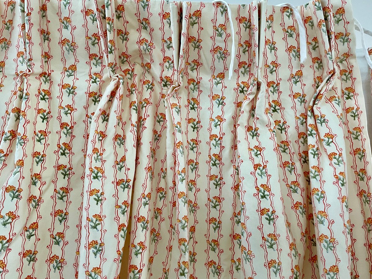 Pair Of Lined Hanging Curtains, Decor Edited By Pierre Frey Beige Background Fine Floral Patterns.