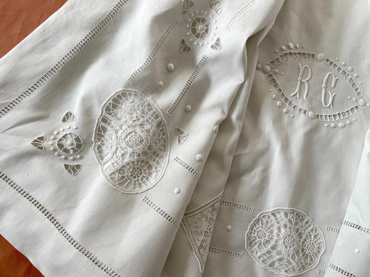 Sheet With Hand Embroidery, Needle Inlays, Mc Monogram On Linen Thread - Old Linen-photo-2