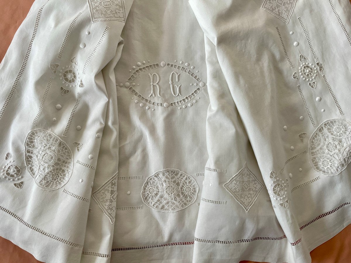 Sheet With Hand Embroidery, Needle Inlays, Mc Monogram On Linen Thread - Old Linen