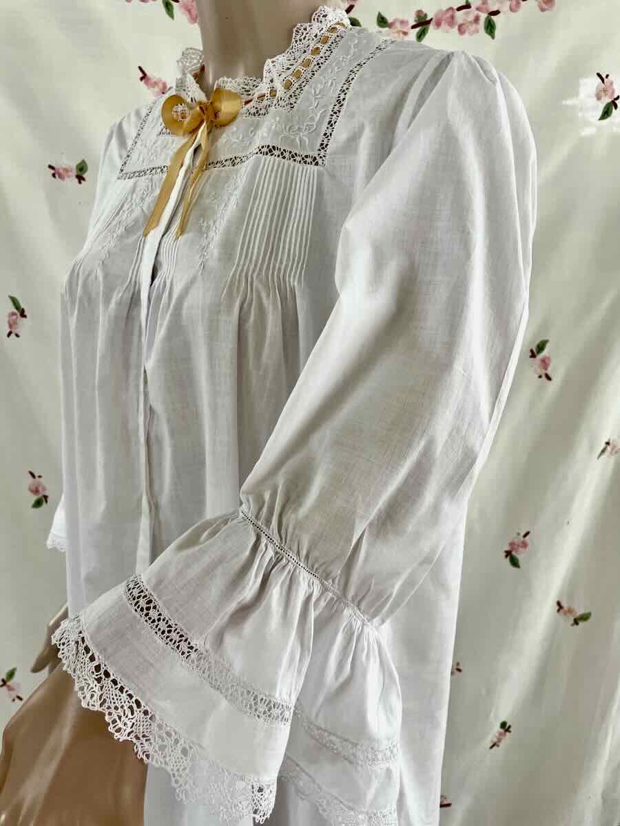  Nightdress: Lace, Hand Embroidery On Fine Percale - Antique Linen-photo-2