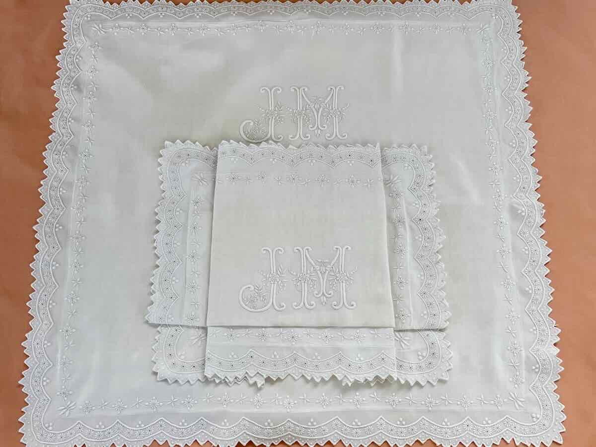 Paire De Taies Festonnées JM, Fil De Lin Avec Broderie Main d'une Grande Finesse - Linge Ancien-photo-4