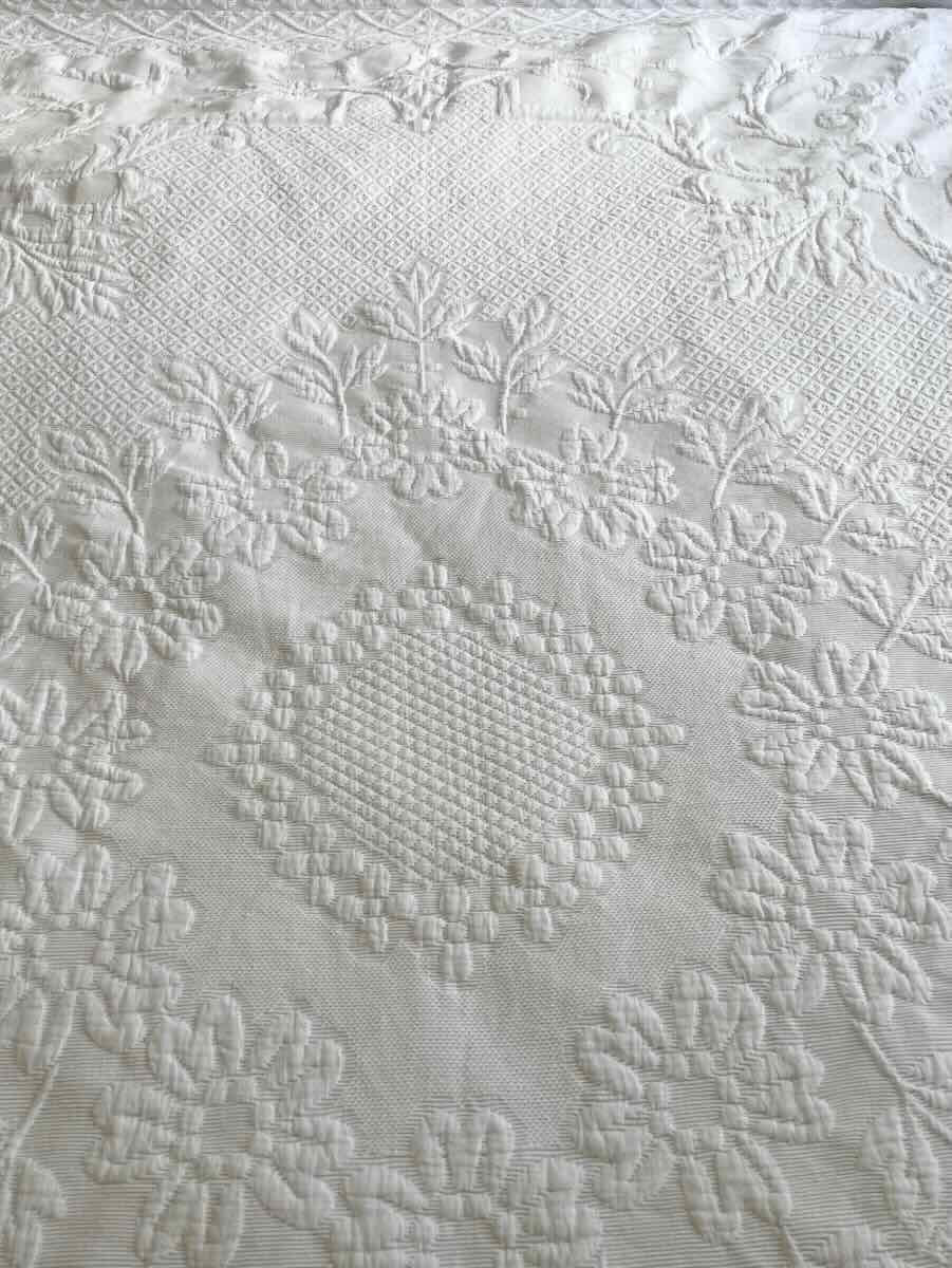Grande Couverture  Piqué  Marseillais, Relief, Dentelle Crochet  Sur Quatre Côtés -linge Ancien-photo-6