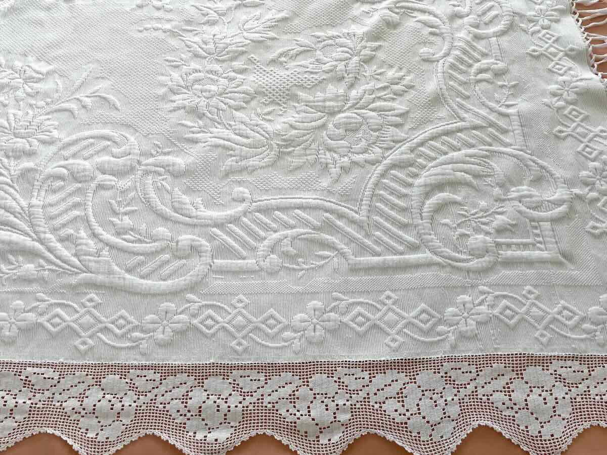Couverture En Piqué  Marseillais Blanc Avec Monogramme PB, Relief - Linge Ancien-photo-2