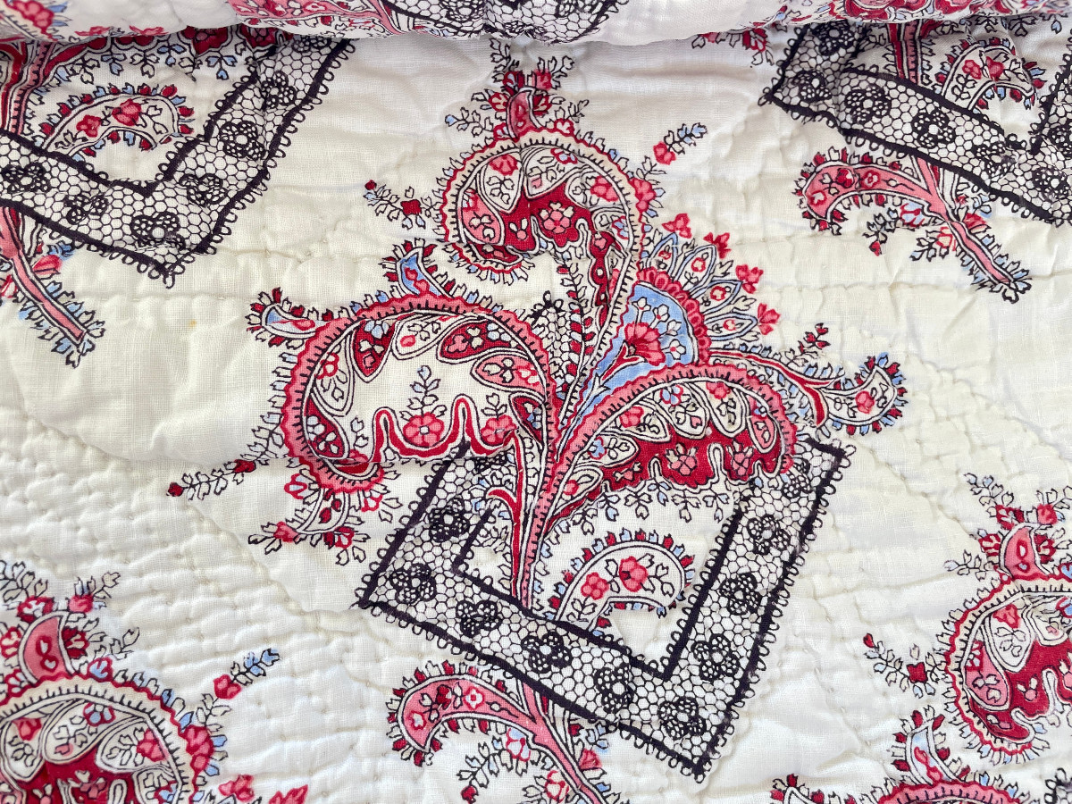 Rare Couverture, Courtepointe Piquée Main Avec Motifs Dentelles Et Arabesques - Linge Ancien-photo-2