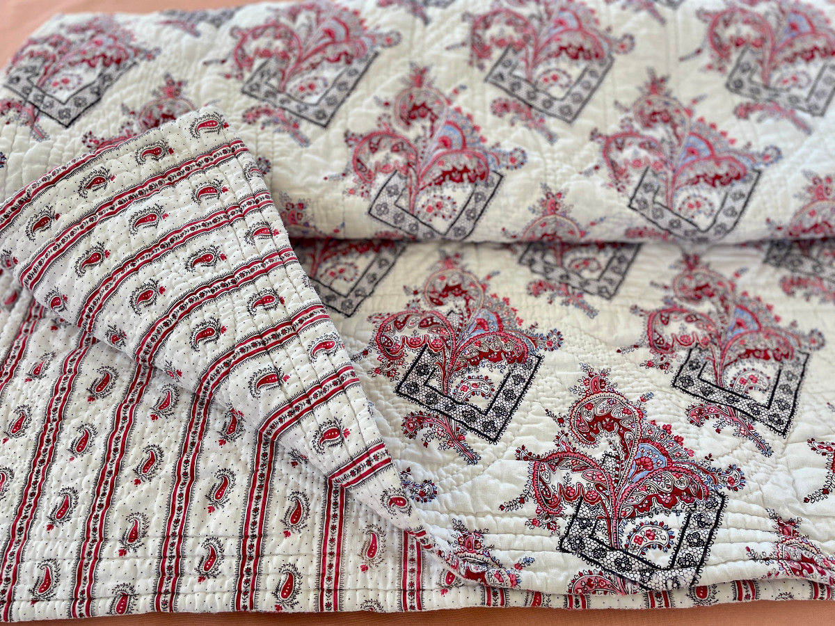 Rare Couverture, Courtepointe Piquée Main Avec Motifs Dentelles Et Arabesques - Linge Ancien-photo-4