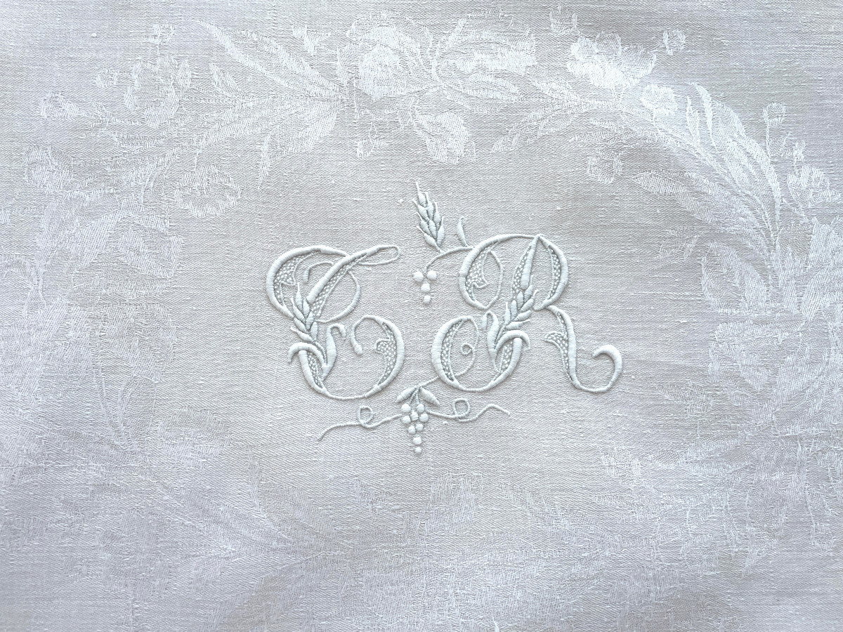 Lot 12 serviettes table damassé de lin,motifs iris, mono TR raisin, épis de blé - Linge Ancien-photo-1
