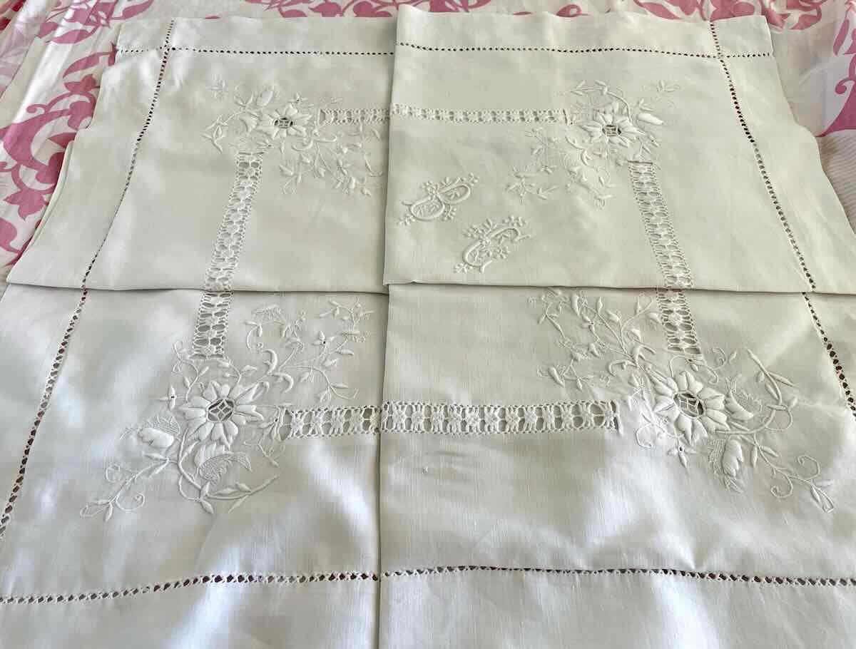 Beautiful Pillowcase With Sumptuous Embroidery, Mono Bc, Linen Thread - Linge Ancien
