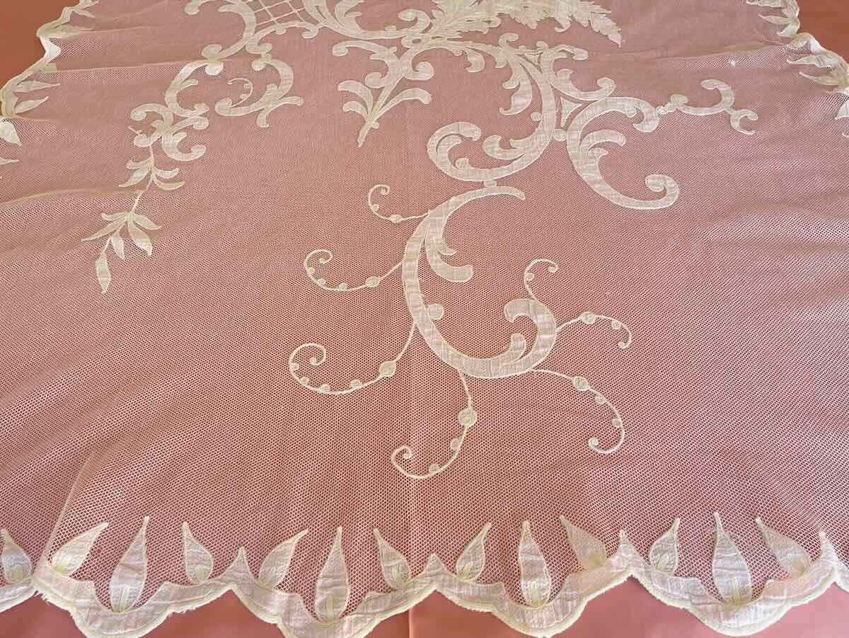 Large Curtain In Fine White Tulle With Embroidered Motifs In Napoleon III Color-photo-1