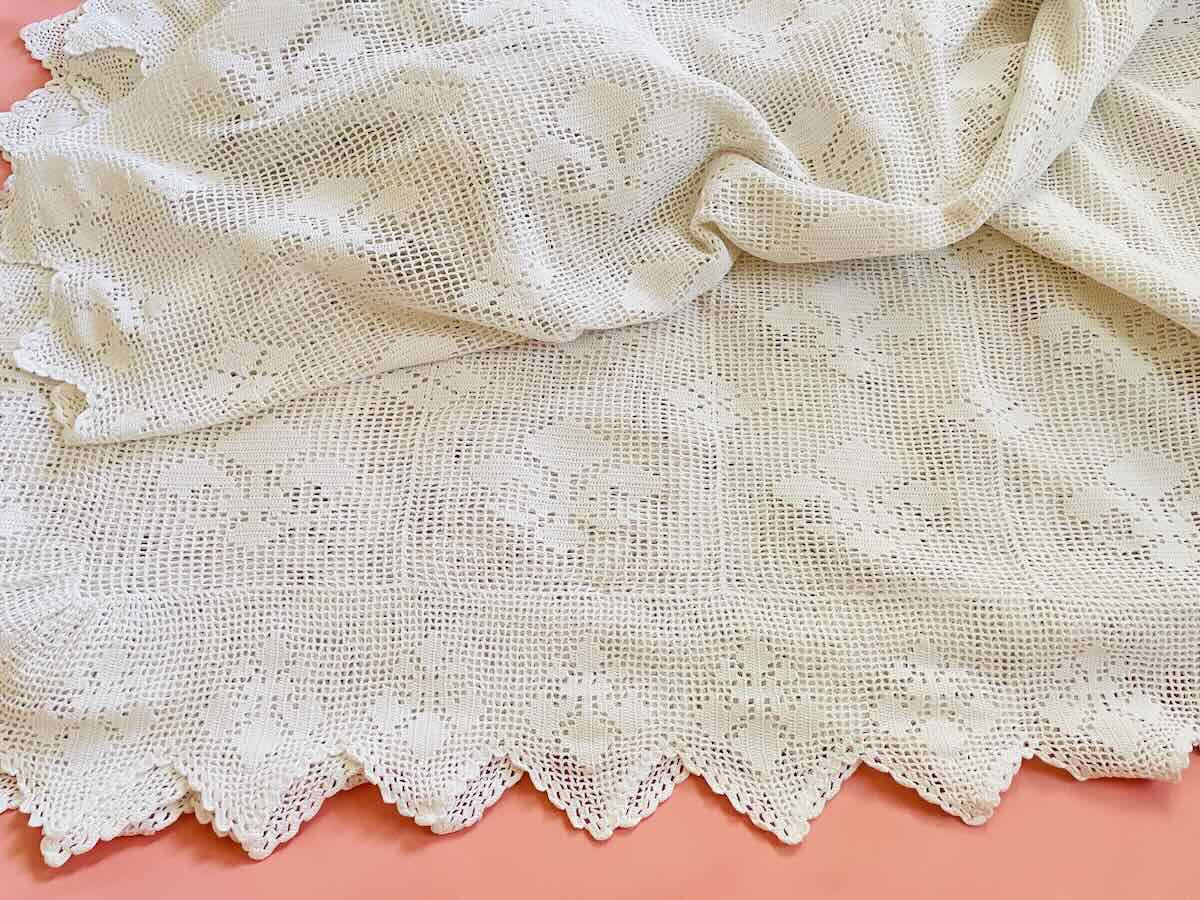Fine Handmade Crochet Cotton Blanket With Fleur-de-lis Motifs - Antique Linen-photo-1