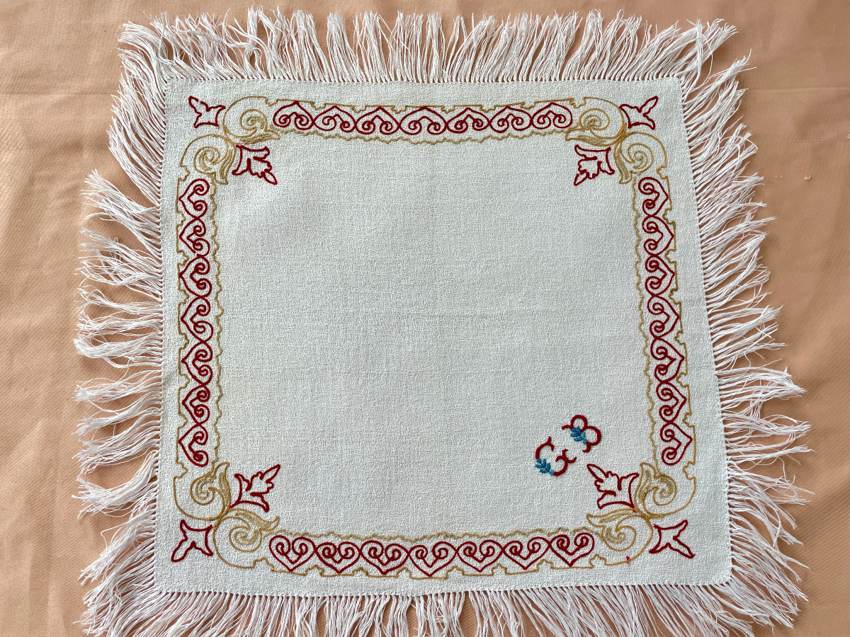 Set Of 12 Small Fringed Napkins, Linen Granite, Colored Embroidery Point De Beauvais, Napoleon I-photo-2