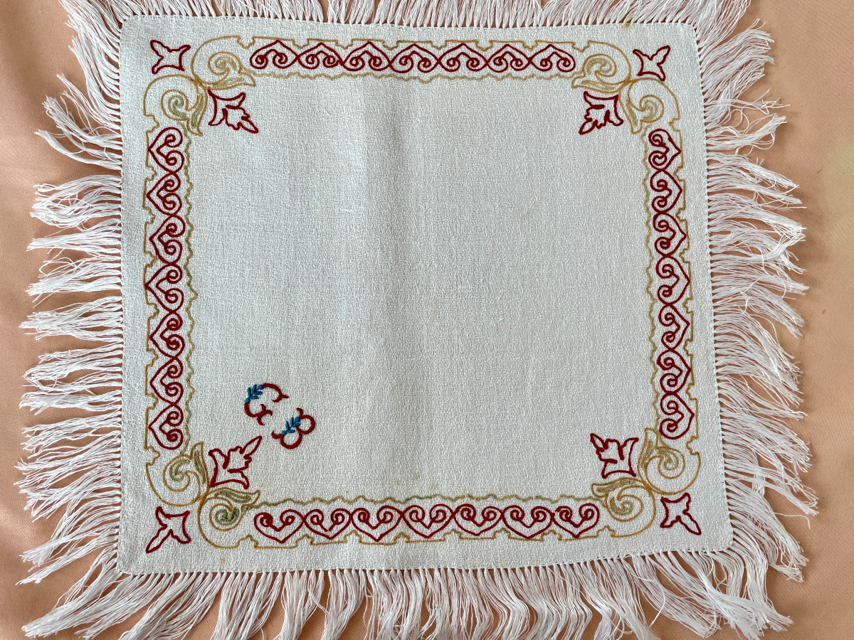 Set Of 12 Small Fringed Napkins, Linen Granite, Colored Embroidery Point De Beauvais, Napoleon I-photo-3