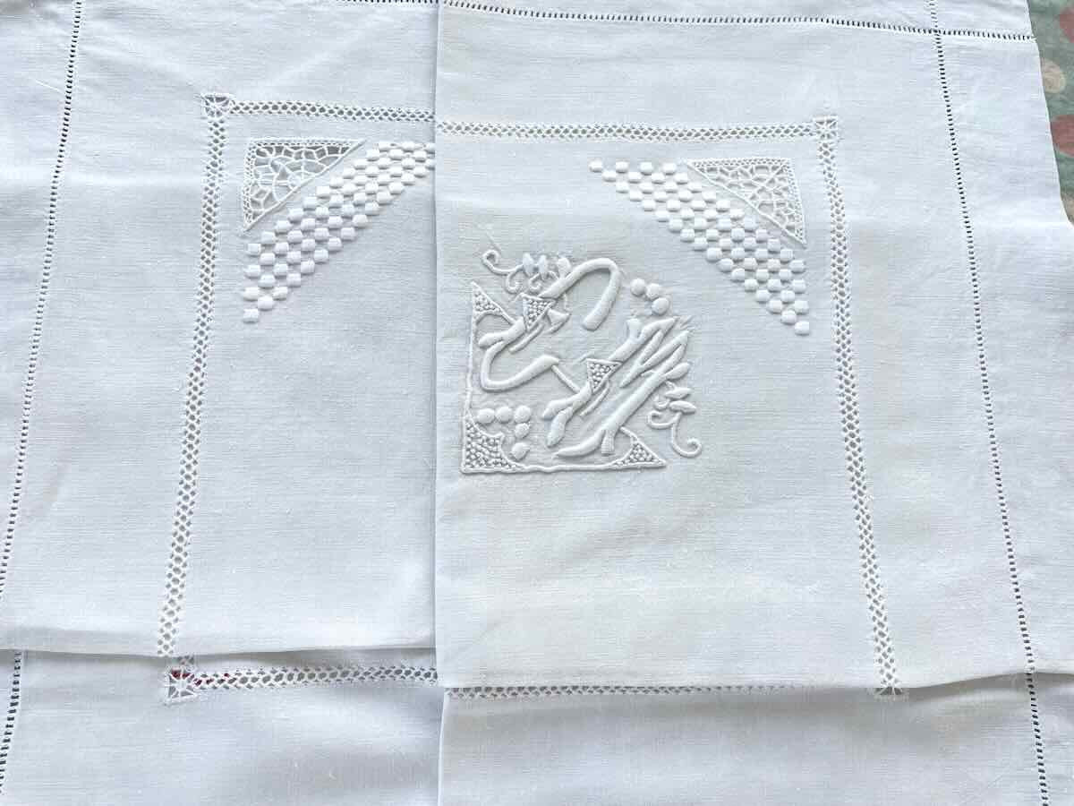 Beautiful Hand-embroidered Bed Set: 1 Large Sheet, 2 Cm Monogrammed Pillowcases, Fine Linen - Linge Ancien-photo-3