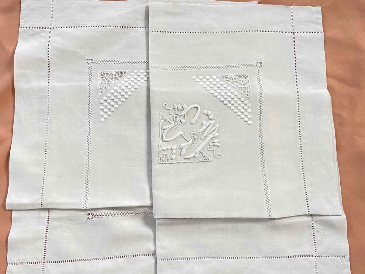 Beautiful Hand-embroidered Bed Set: 1 Large Sheet, 2 Cm Monogrammed Pillowcases, Fine Linen - Linge Ancien-photo-3