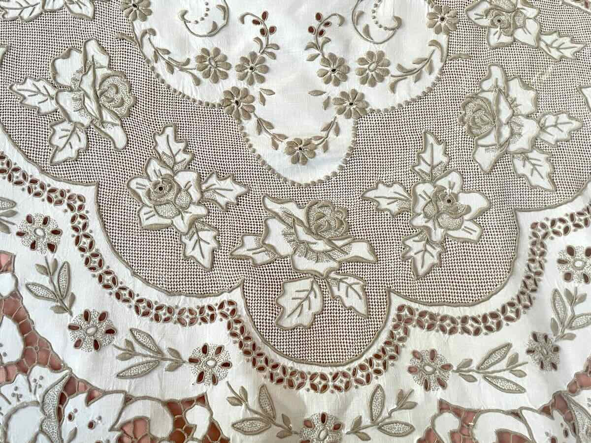 Grande nappe rectangle, broderie Richelieu fleurs toile lin broderie fil beige-Linge Ancien-photo-3