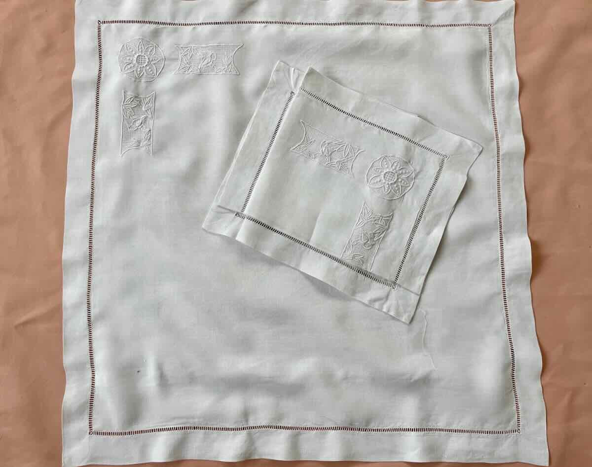 Pair Of Hand-embroidered Linen Pillowcases With Birds - New Condition - Antique Linen-photo-2