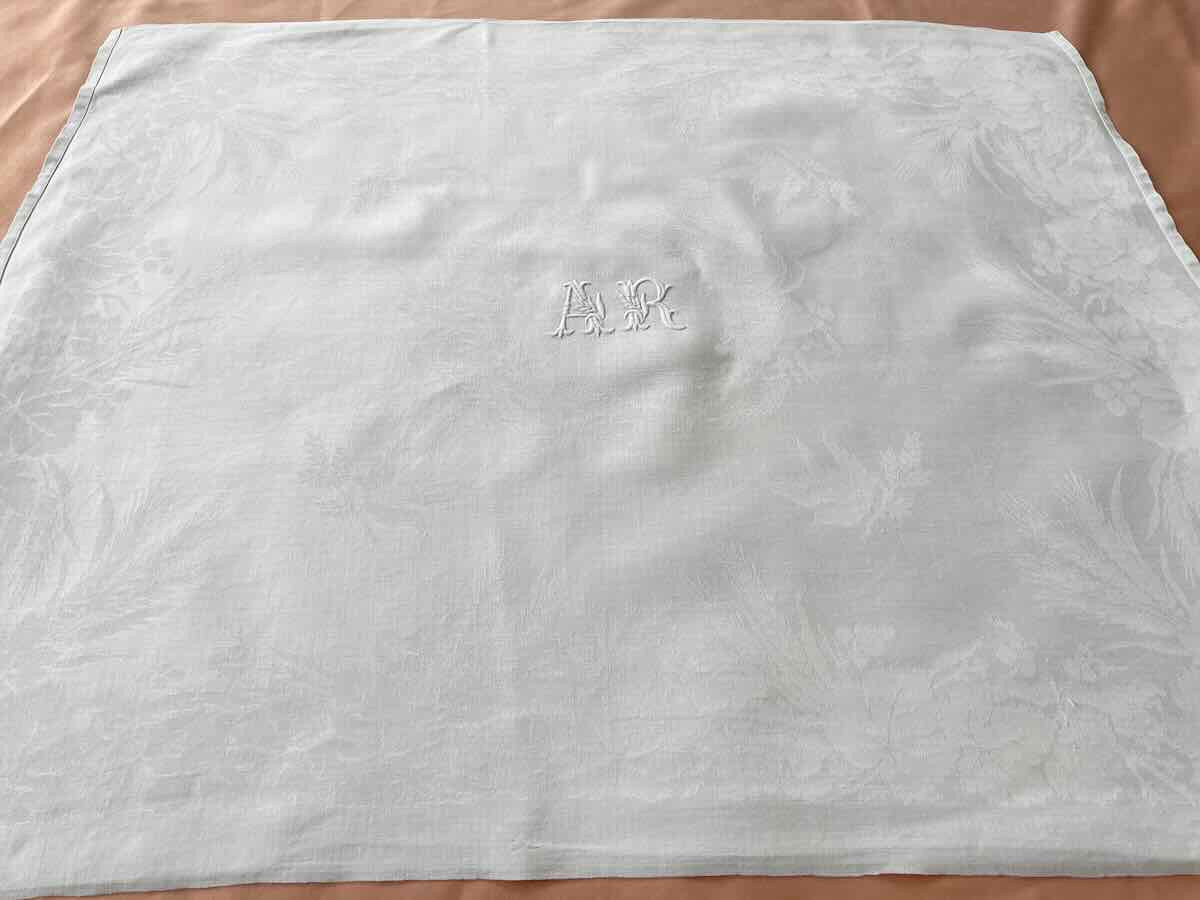 Large Damask Table Napkins In Fine Linen: Ears Of Wheat, Birds And Monogram Ar - Antique Linen-photo-2