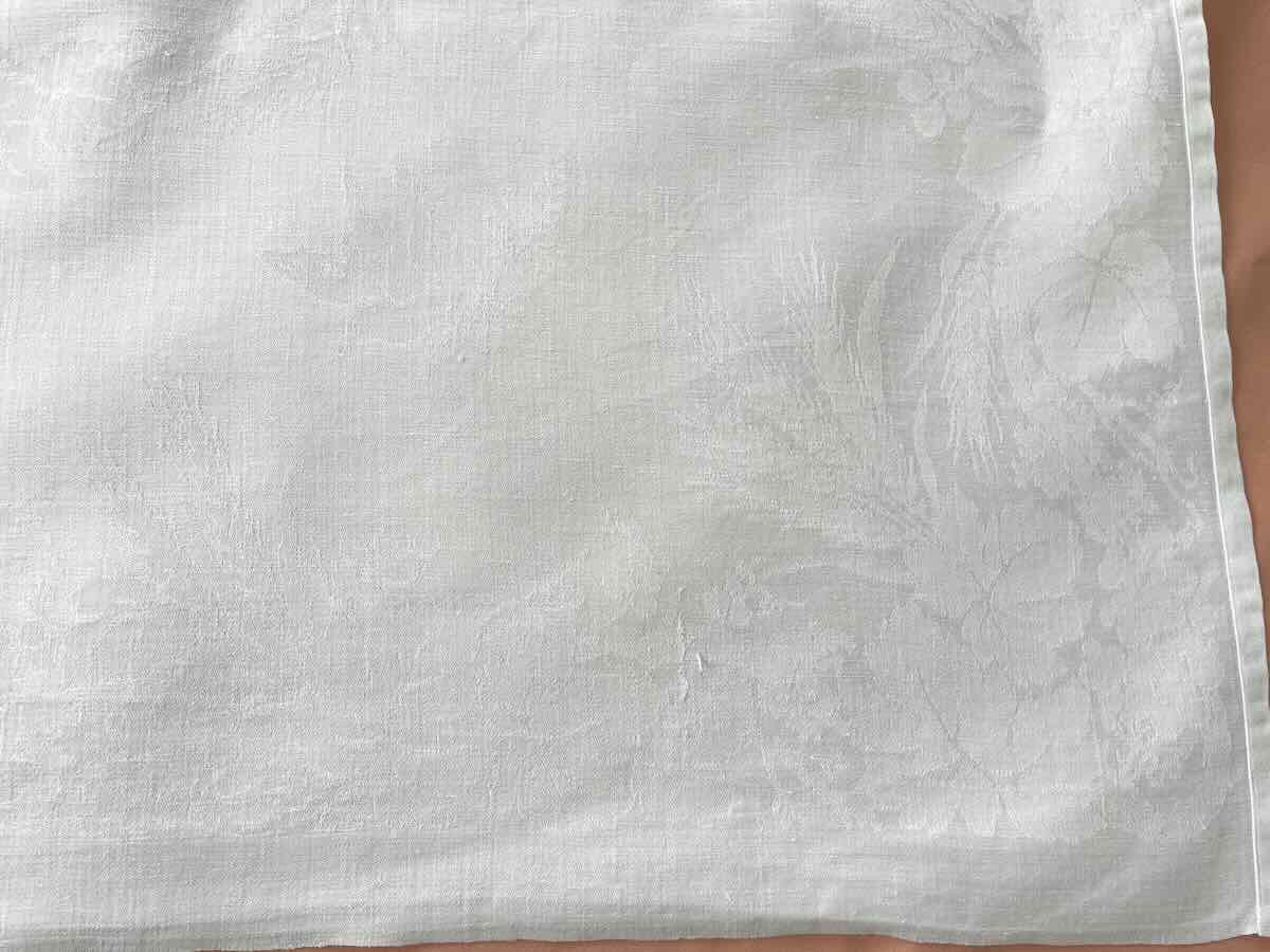 Large Damask Table Napkins In Fine Linen: Ears Of Wheat, Birds And Monogram Ar - Antique Linen-photo-1