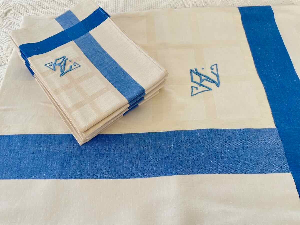 Damask Linen Dinner Service With Blue Borders, Two-tone Checkerboard Pattern - Antique Linen-photo-2