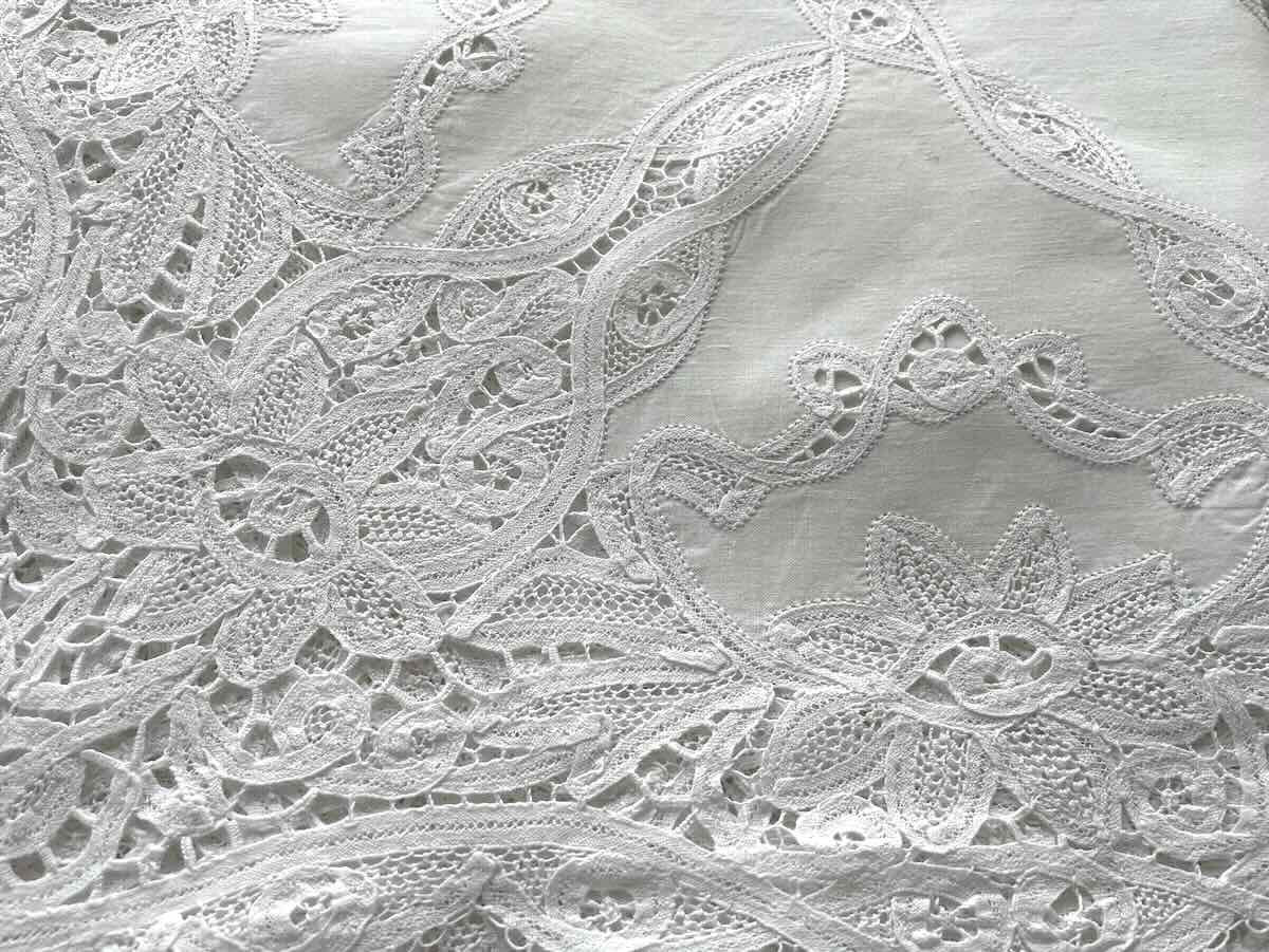 Grande nappe:  incrustations dentelle main sur toile en fil de lin blanc - linge Ancien-photo-5