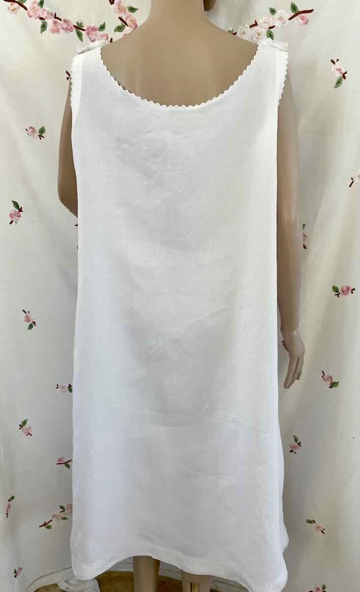 Chemise de jour entièrement brodée main sur toile de lin fin blanc - Linge Ancien-photo-3