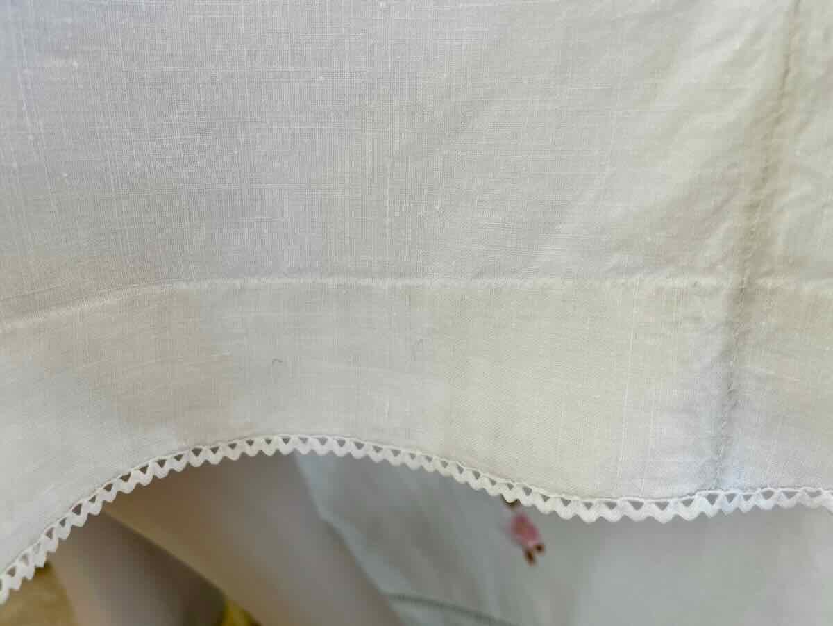 Chemise de jour entièrement brodée main sur toile de lin fin blanc - Linge Ancien-photo-4