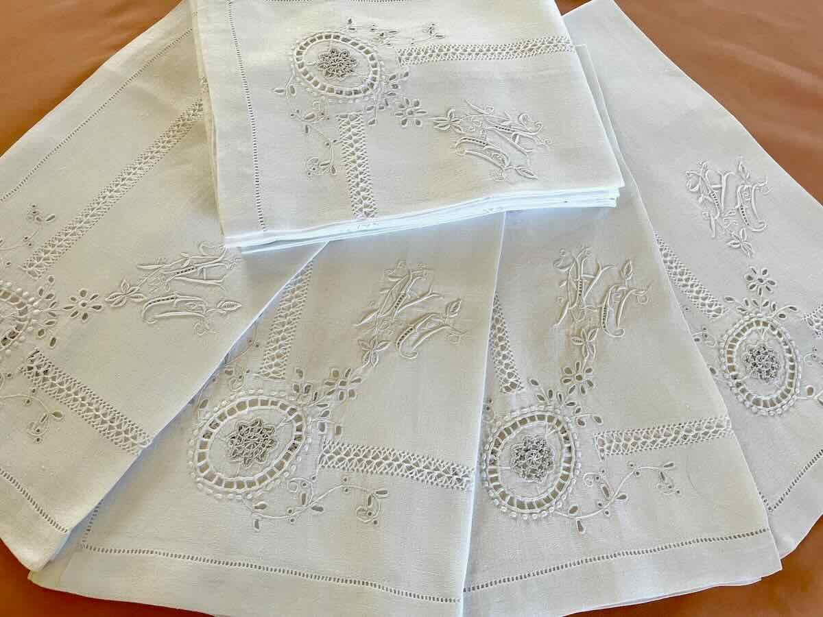 Ten Embroidery Towels With Needle Inlays, Day Work On Fine Linen- Antique Linen-photo-2