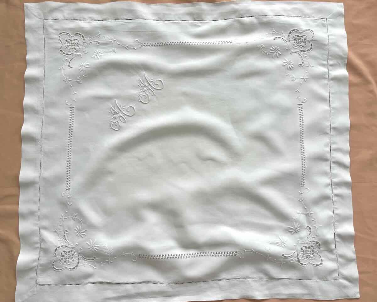 Pair Of Fine Linen Pillowcases With Beautiful Hand Embroidery And Mono Mm - Antique Linen-photo-2