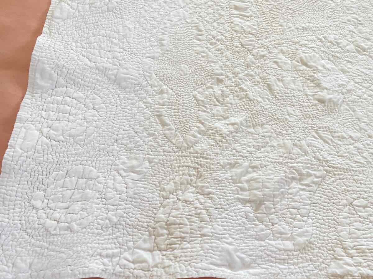 Hand-quilted Quilt Made From White Cotton Fabric With Fine Quilting—linge Ancien-photo-1