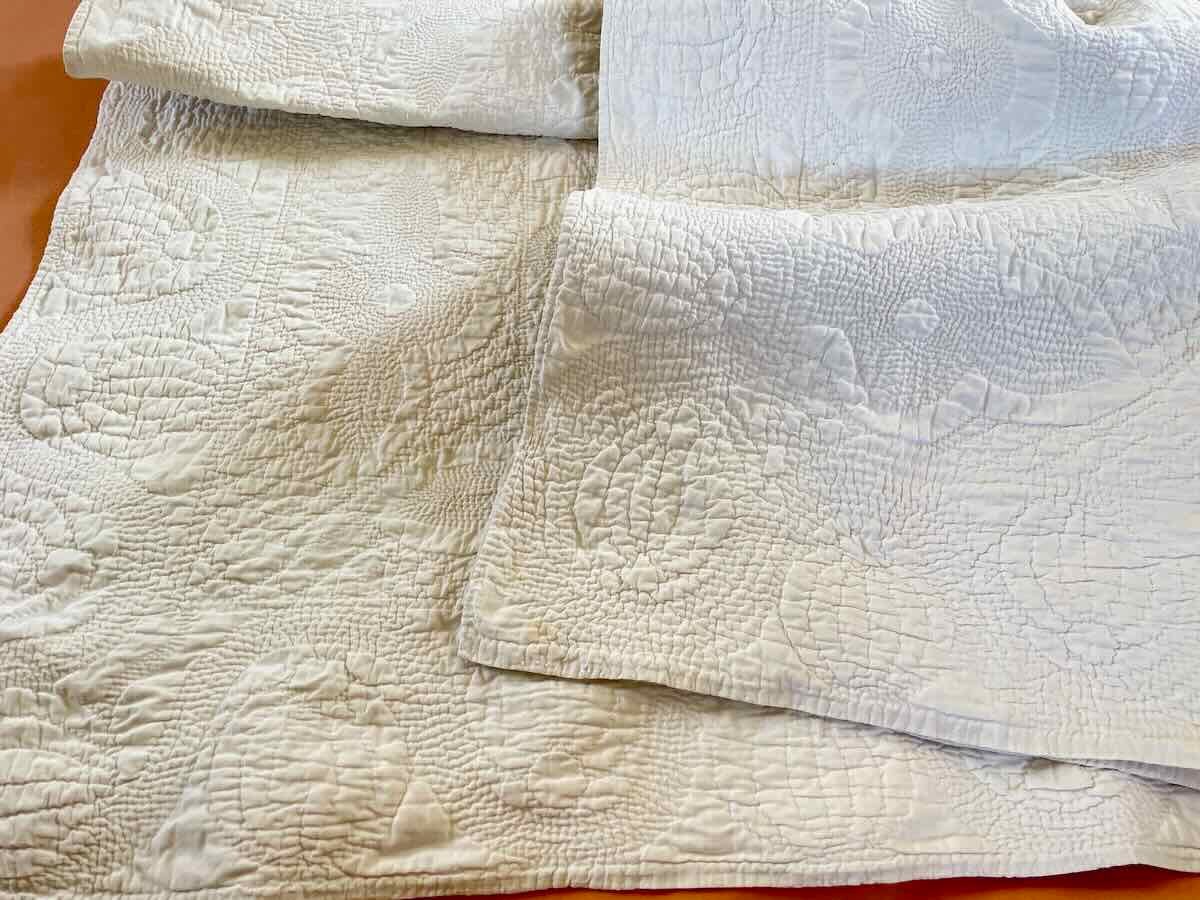 Hand-quilted Quilt Made From White Cotton Fabric With Fine Quilting—linge Ancien-photo-4