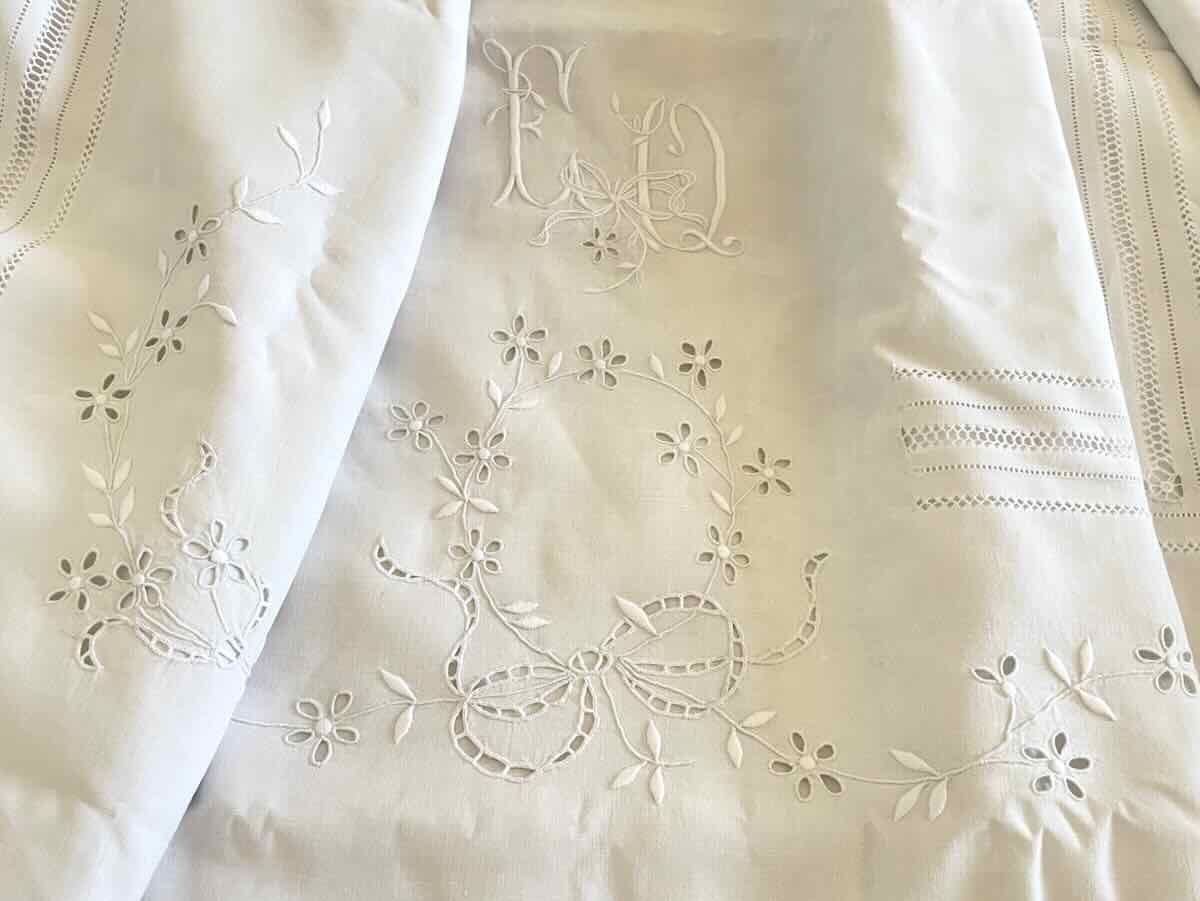 Bedding Set: Fitted Sheet, Pillowcases, Ruffles, Openwork Embroidery, Hand-embroidered On Fine Linen—antique Linen-photo-1