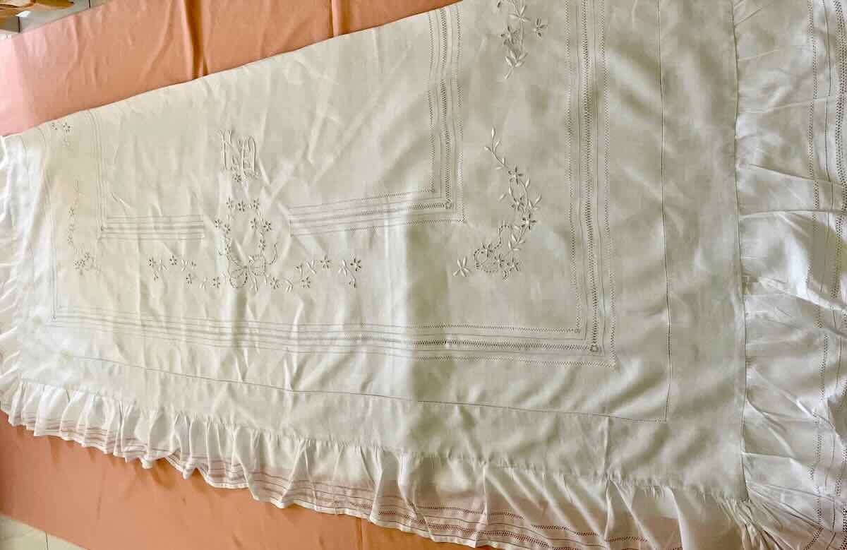 Bedding Set: Fitted Sheet, Pillowcases, Ruffles, Openwork Embroidery, Hand-embroidered On Fine Linen—antique Linen-photo-3