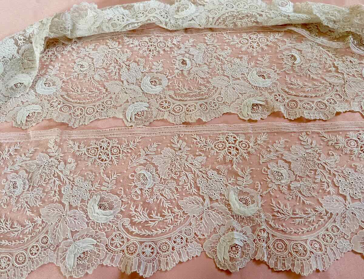 Needle Lace In Gauze Stitch, Floral Motifs, Roses, Foliage - Late 19th Century Antique Linen-photo-1