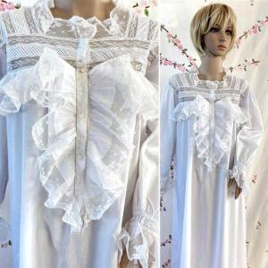 Nightgown With Hand Embroidery And Lace On Fine Percale And Lawn. Old Linen