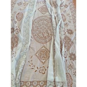 Bedspread Curtain Richly Crafted With Hand Embroidery, Lace On Fine Old Linen Canvas
