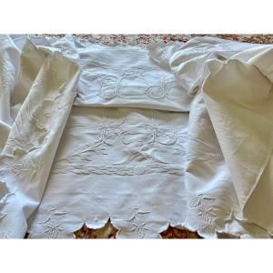 Scalloped Wedding Blanket With 2 Rd Monograms In Cotton Pique, Beautiful Quality