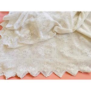 Fine Handmade Crochet Cotton Blanket With Fleur-de-lis Motifs - Antique Linen