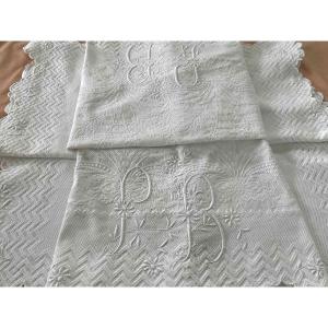 Four-sided Scalloped Woven Quilt, 2 Pb Monograms - Linge Ancien