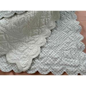 Courtepointe Piquée Main, Festonnée: Double Face Avec fin Motifs Provençaux