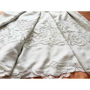 Large Sheet With Hand-embroidered Richelieu Design, White Linen Fabric—antique Linen
