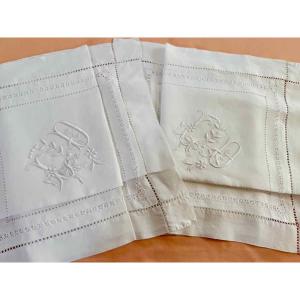 Paire taies brodées main, toile en lin fin, travail fil tiré et monogramme LD - Linge Ancien