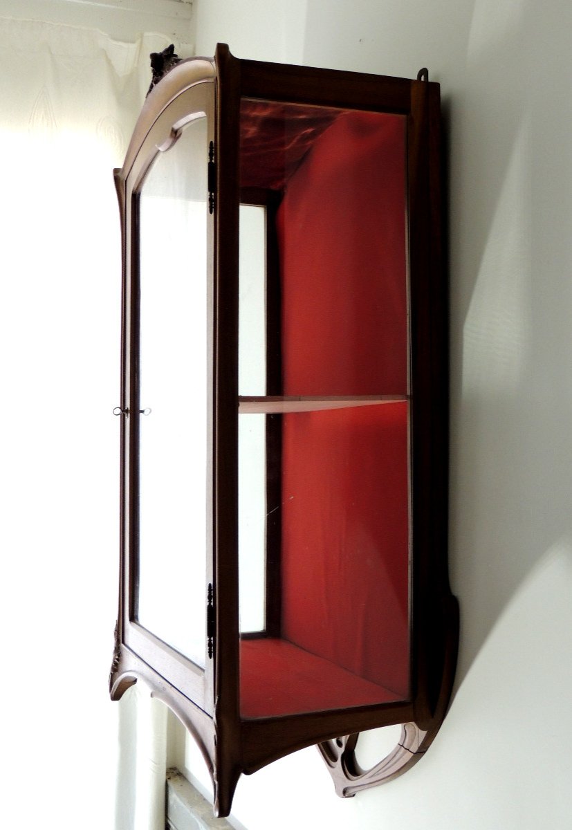 Art Nouveau Showcase, Wall Showcase In Solid Walnut, In The Spirit Of Majorelle. 1900 Era-photo-2