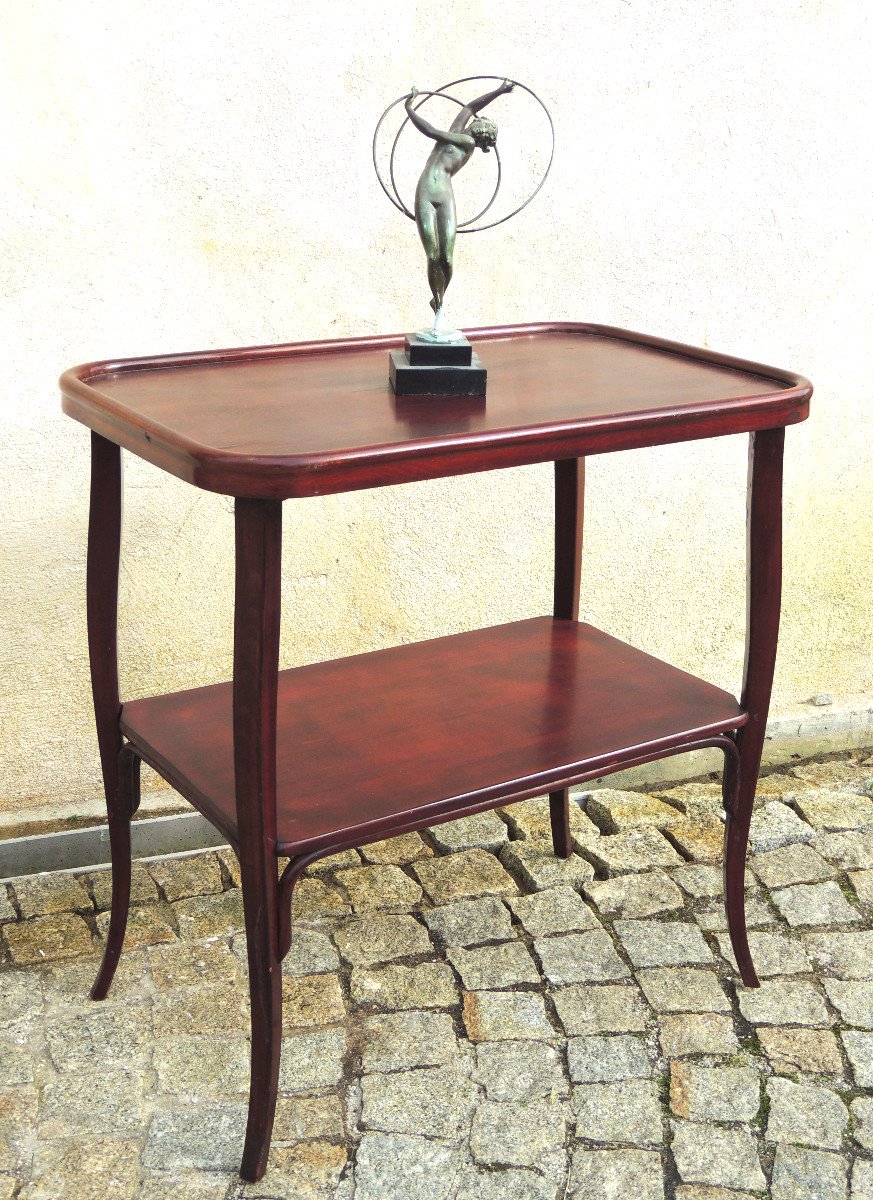 Thonet , Table De Salon En Bois Courbé Acajou , Art Nouveau , 20 ème 
