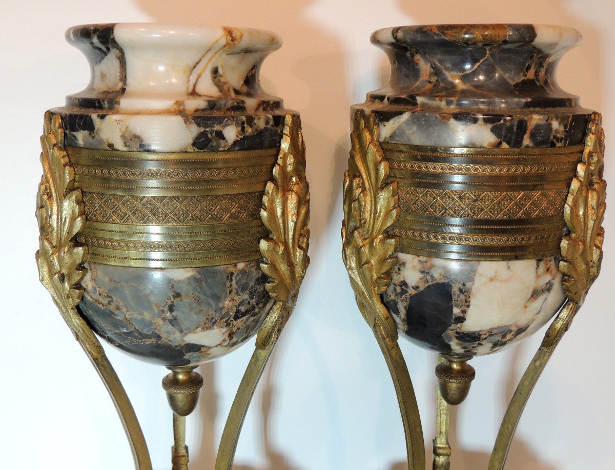 Paire De Cassolettes ,en Marbre Veiné Et Bronze Doré , Piétement Tripode , Napoléon III , 19 ème-photo-3