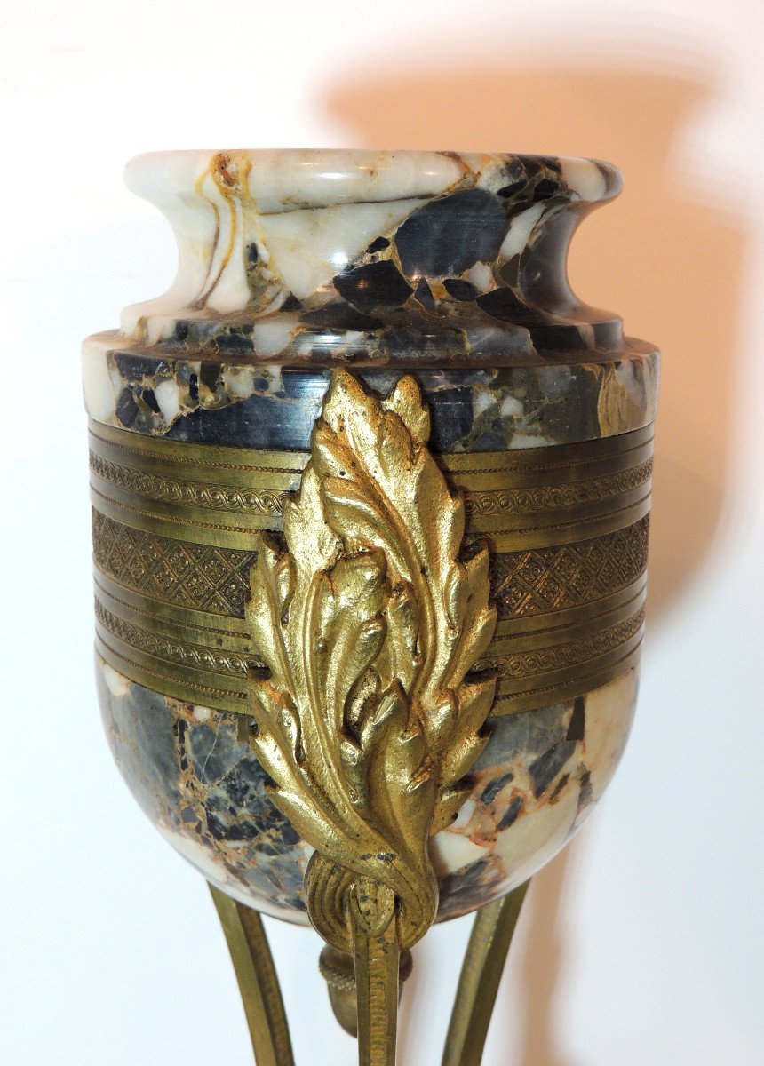 Paire De Cassolettes ,en Marbre Veiné Et Bronze Doré , Piétement Tripode , Napoléon III , 19 ème-photo-4