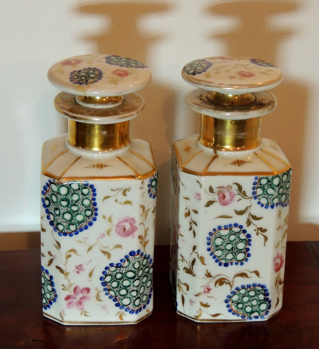 Paire De Flacons à Parfum En Porcelaine " Vieux Paris " Du 19 ème Siècle-photo-3
