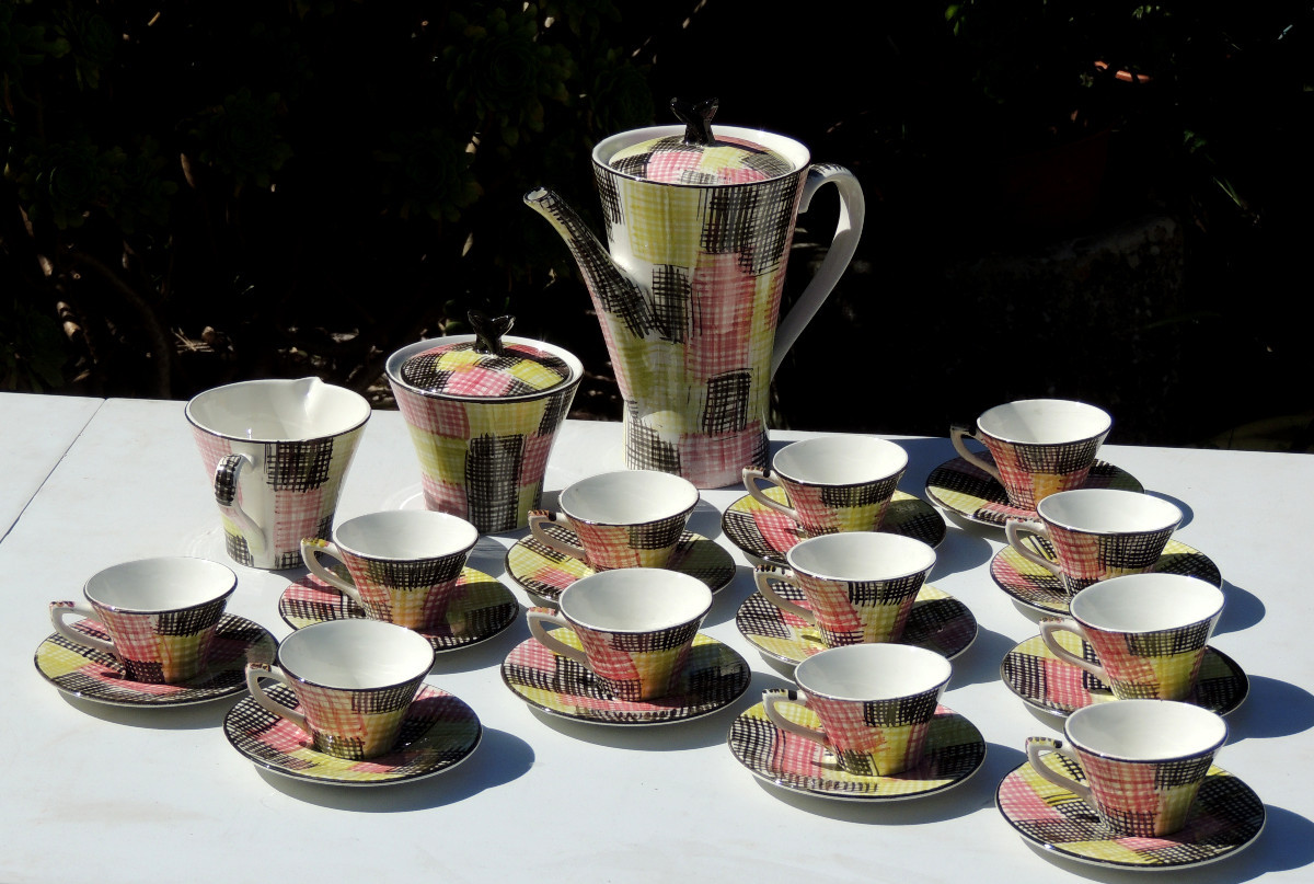 Sarreguemines Coffee Service, Hand-painted Model From The 70s, Perfect Condition, New, 20th Century